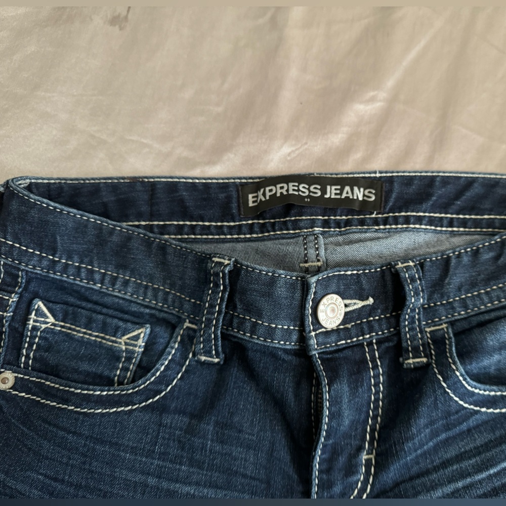 Express Low Rise Jeans - Picture 4 of 4
